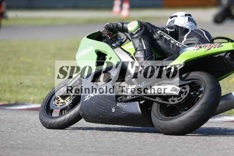 /44 09.08.2025 Plüss Moto Sport ADR/Freies Fahren/147